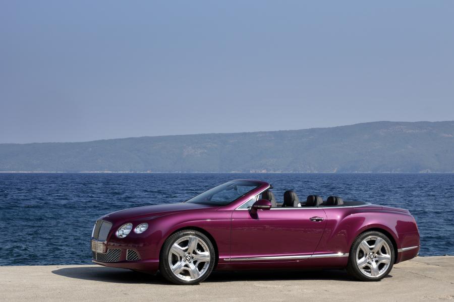  Bentley Continental GTC 2011 года  (фото 23 из 167)